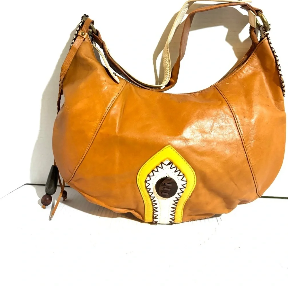Elegant Caramel Brown Hobo Bag with Yellow Accent